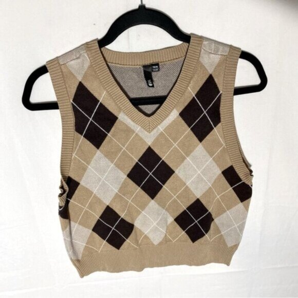 5/$25 G Tan Brown White Argyle Cropped V Neck Sweater Vest M - Picture 11 of 11
